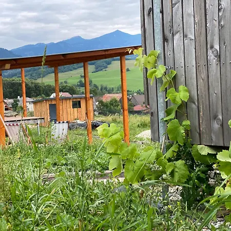 Bird's Nest Hideaway Tinyhouses * Kvacany