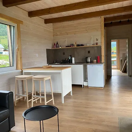 Bird's Nest Hideaway Tinyhouses Holiday home Kvacany