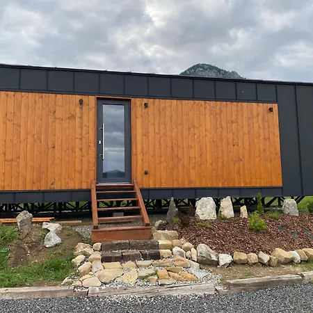 Bird's Nest Hideaway Tinyhouses