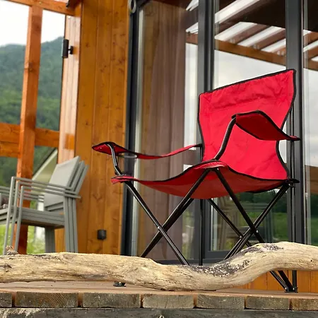 Bird's Nest Hideaway Tinyhouses Ferienhaus *