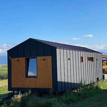 Bird's Nest Hideaway Tinyhouses *